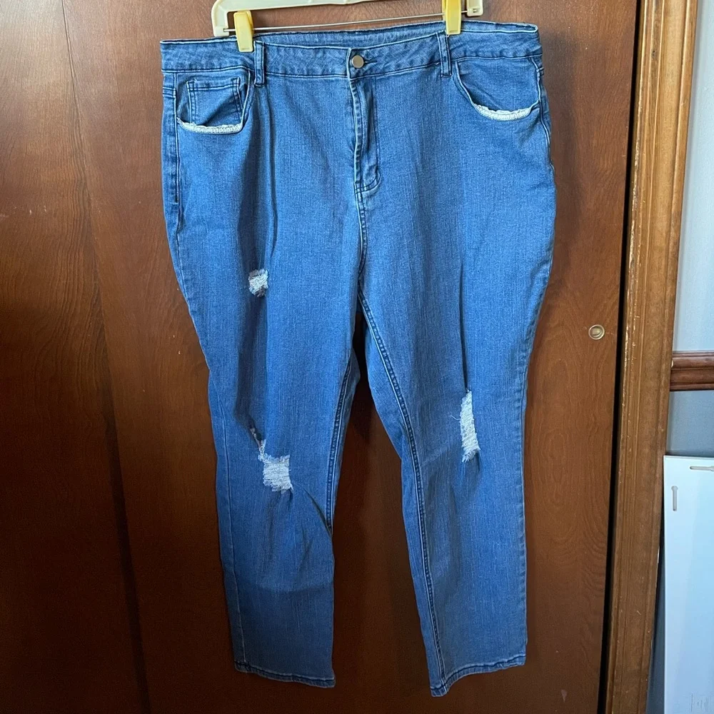 Basic Ripped Jeans - Picture 1 of 3